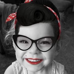 Meet your Posher, Pam